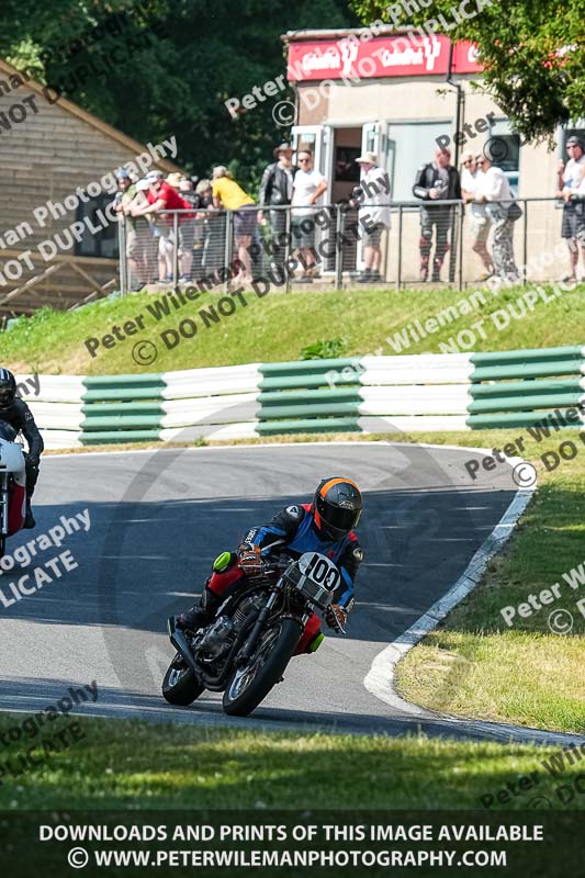 cadwell park;cadwell park photographs;cadwell trackday photographs;enduro digital images;event digital images;eventdigitalimages;peter wileman photography;racing digital images;trackday digital images;trackday photos